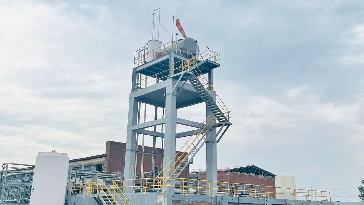 Paano Gumagana ang Nitrogen Compressor para Makabuo ng Nitrogen Gas